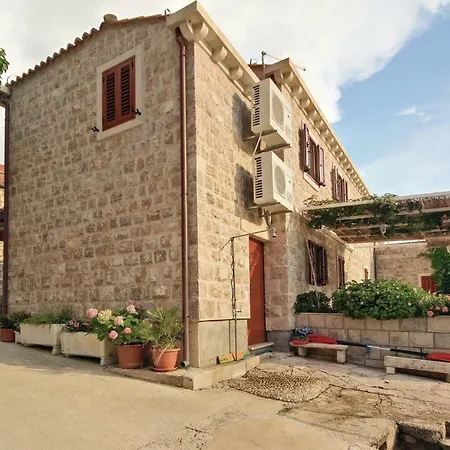 Zaton Mali *lxi * Zaton (Dubrovnik-Neretva)