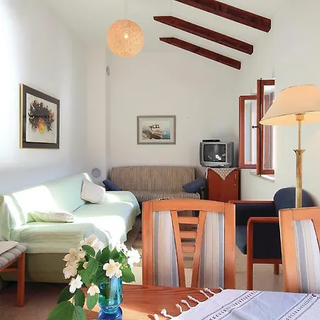Zaton Mali *lxi * Zaton (Dubrovnik-Neretva)